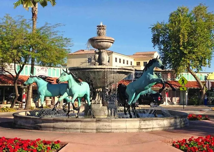 Apartment Beautiful 2 Bedroom Modern And Spacious Scottsdalecondo *